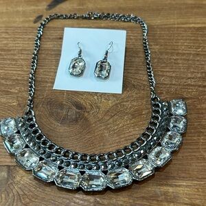 Chunky Silver Toned Sparkly Collar Style Necklace w/ Matching Earrings